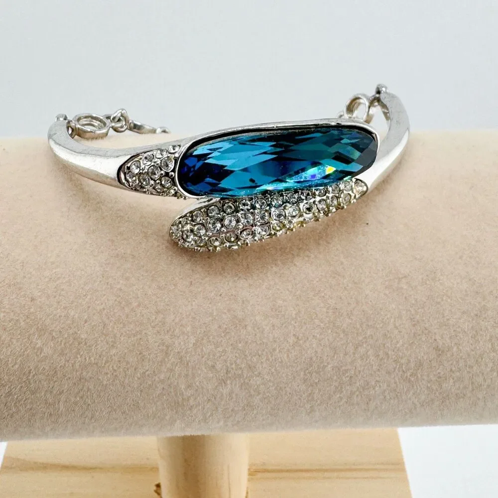Vintage Borun Blue Rhinestone Bracelet Bold Statement Retro Regency Party